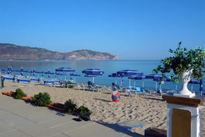 Strandbar auf Sizilien