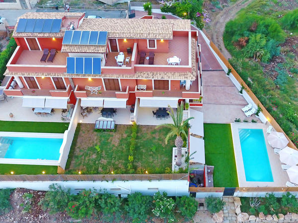 Luftaufnahme der Villa le Mimose am Strand von Pozzallo Luftaufnahme der Villa le Mimose am Strand von Pozzallo