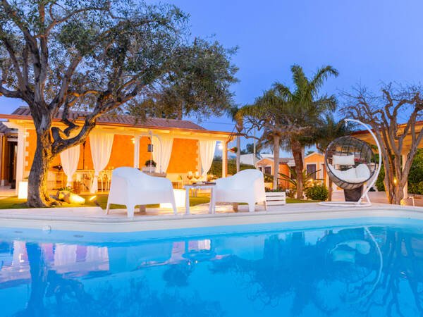 Luxusvilla am Meer mit privatem Pool