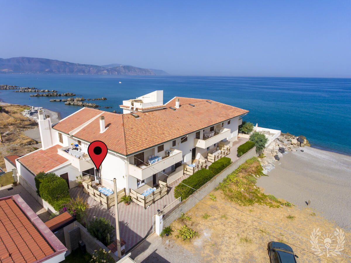 Cannotta Beach - Alicudi