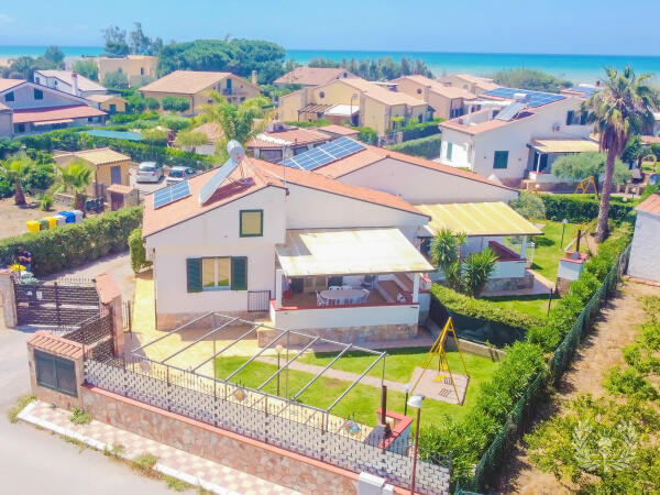 Villa Iris