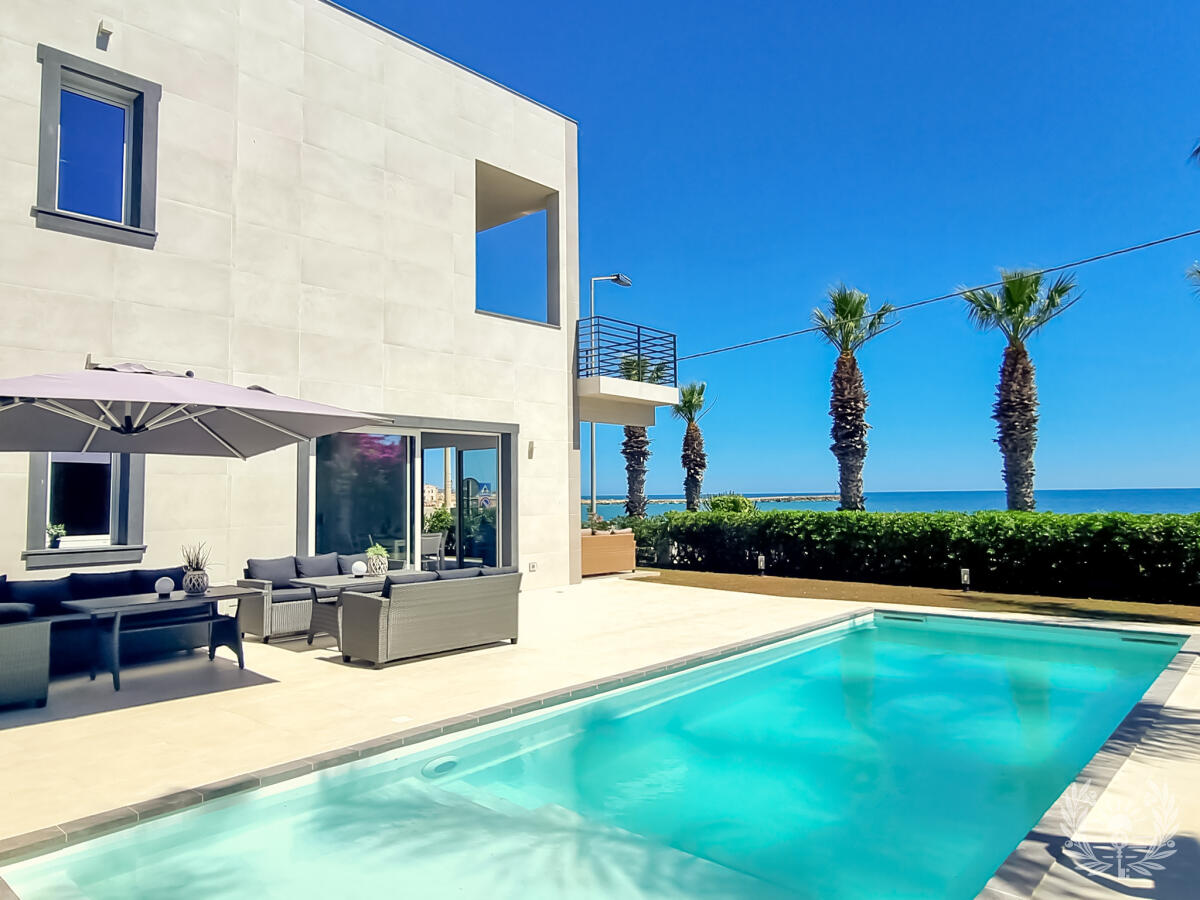 Villa Lucy